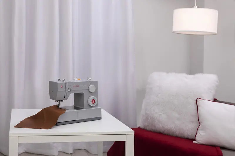SINGER Heavy Duty 4423 Mechanical Sewing Machine  High-Speed, 23-Stitch Capability