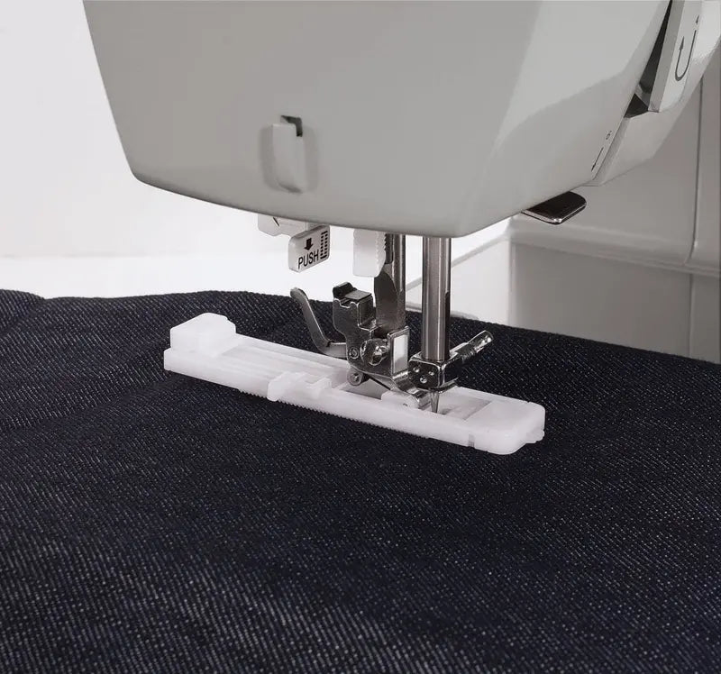 SINGER Heavy Duty 4423 Mechanical Sewing Machine – 23 Built-in Stitches, Metal Frame